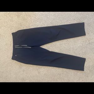 Navy FIGS women’s scrub pants size S